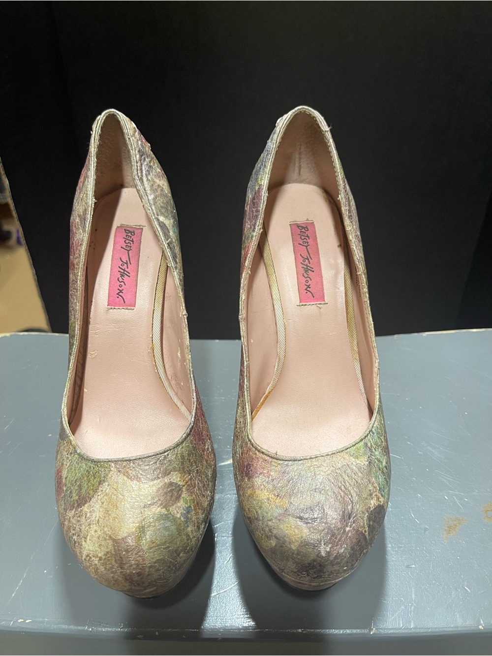 Betsey Johnson "Ditan" floral lace-up leather heels, size 7.5M, some peel inside